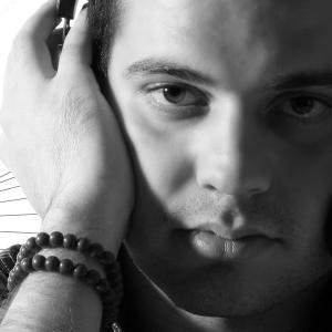   امیر شهریاری