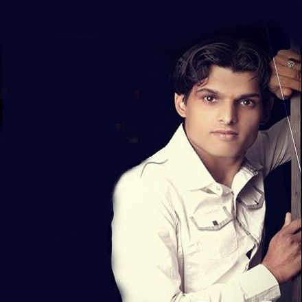 امید آتون